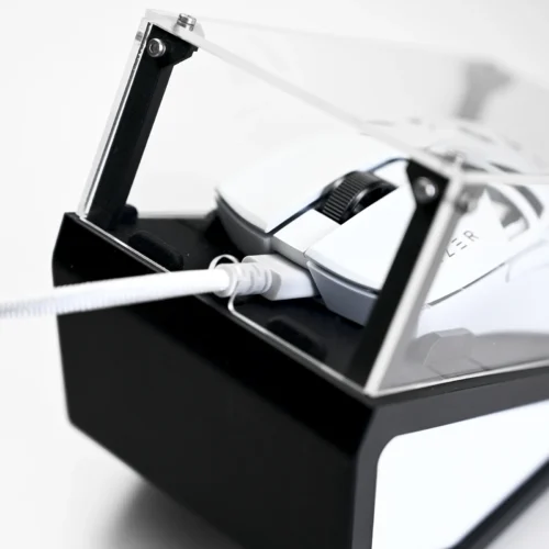 06_mouse_display_case Mice Display Case