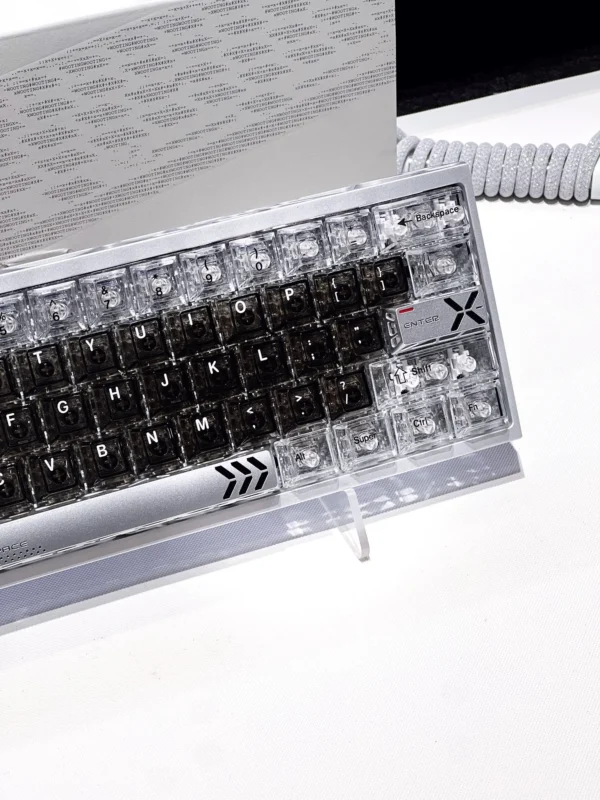 HJQ-YKNbcAAsag8 M1 Metal Custom Keycaps