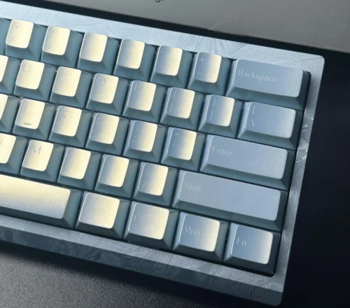HJWf2-5bUAAzUnI VLT Opal Glow Keycaps