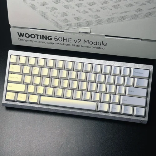IMG_6738 VLT Opal Glow Keycaps